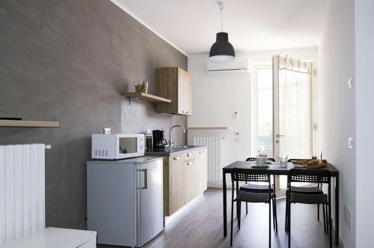 Casa Degli Artisti Apartment คาปริโน เวโรเนเซ ภายนอก รูปภาพ
